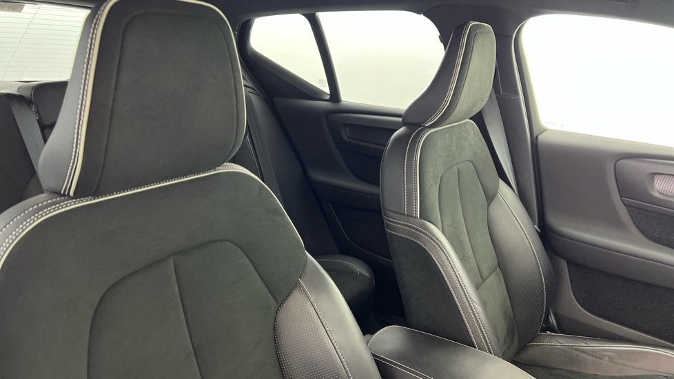 Used Volvo XC40 2020 for sale - 76097996: Photo 31