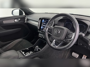 Used Volvo XC40 2020 for sale - 76097996: Photo 4