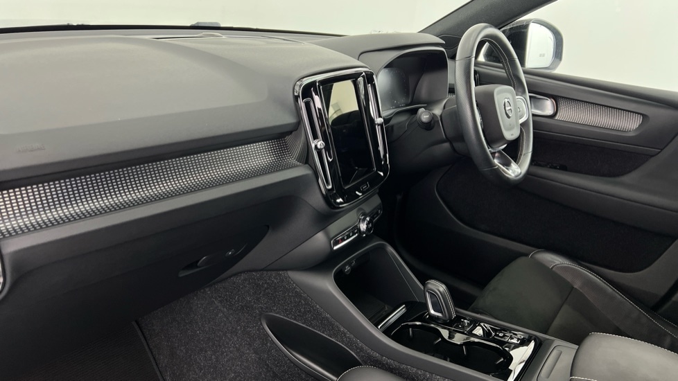 Used Volvo XC40 2020 for sale - 76097996: Photo 55