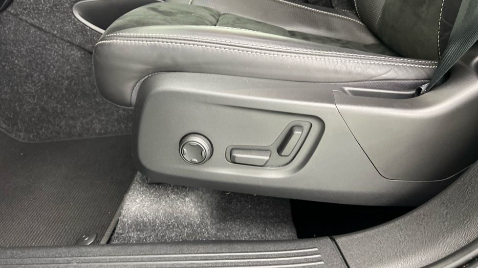 Used Volvo XC40 2020 for sale - 76097996: Photo 57