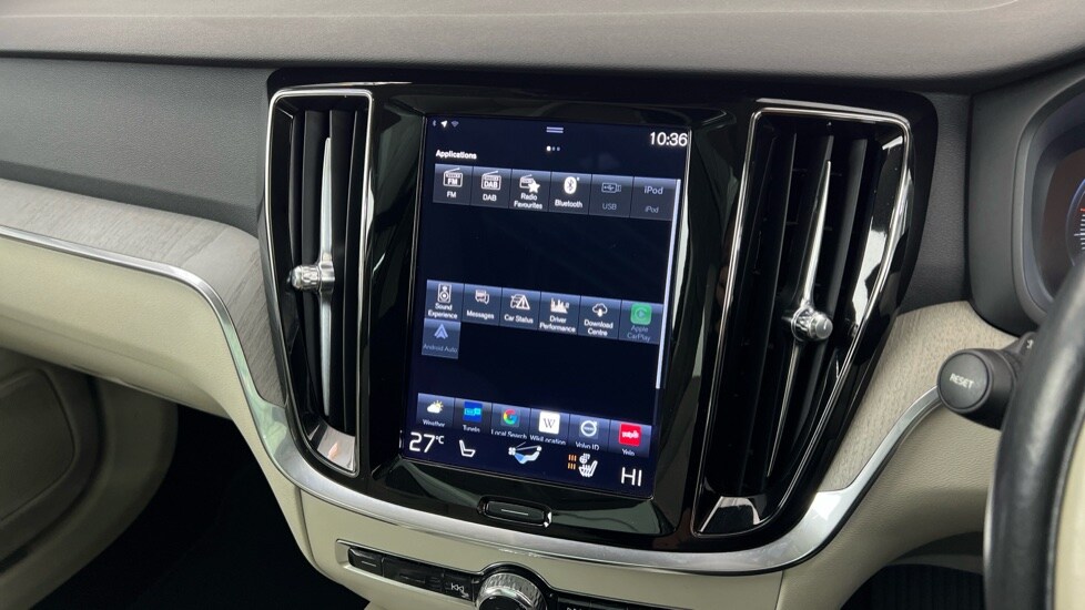 Used Volvo V60 2022 for sale - 77771144: Photo 12