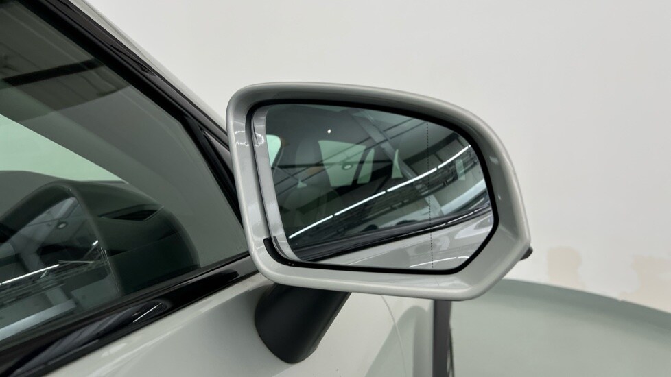 Used Volvo V60 2022 for sale - 77771144: Photo 32