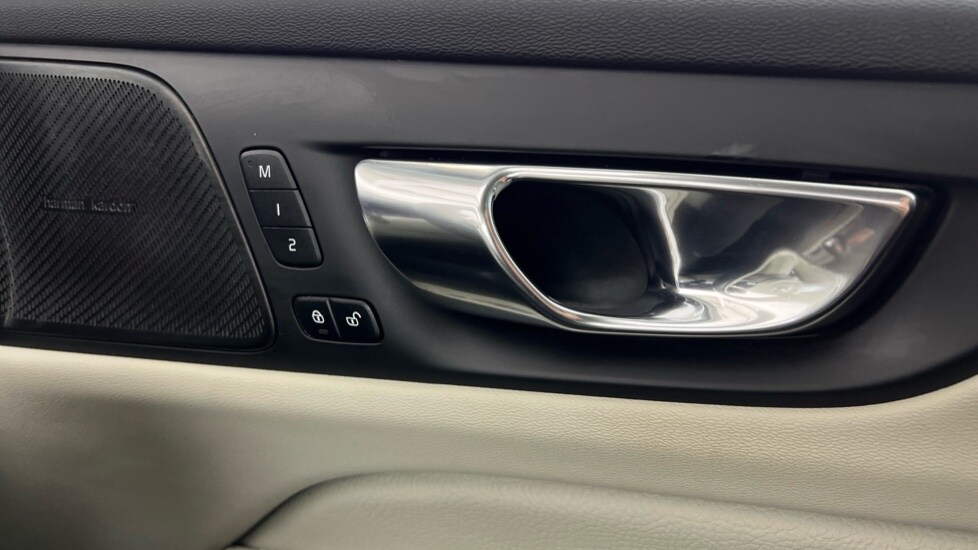 Used Volvo V60 2022 for sale - 77771144: Photo 49