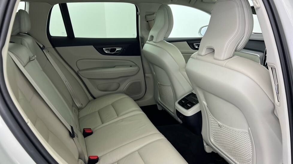 Used Volvo V60 2022 for sale - 77771144: Photo 6
