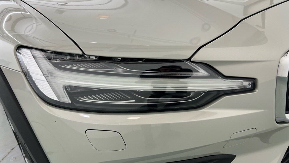 Used Volvo V60 2022 for sale - 77771144: Photo 62