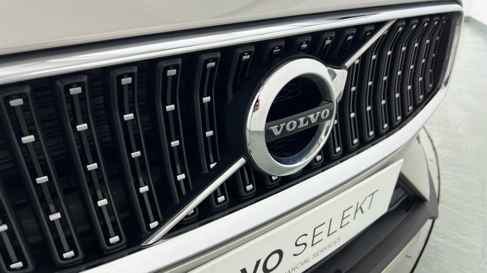 Used Volvo V60 2022 for sale - 77771144: Photo 63