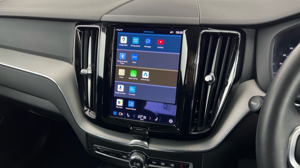 Used Volvo XC60 2023 for sale - 76773130: Photo 12