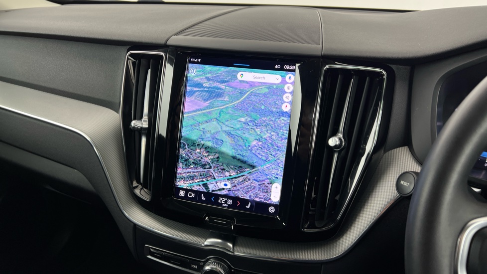 Used Volvo XC60 2023 for sale - 76773130: Photo 18