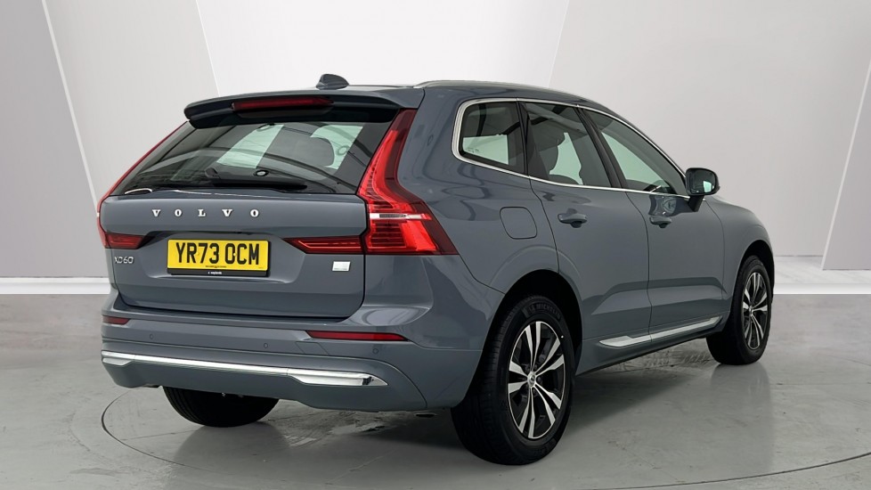 Used Volvo XC60 2023 for sale - 76773130: Photo 2