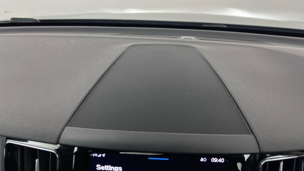 Used Volvo XC60 2023 for sale - 76773130: Photo 26