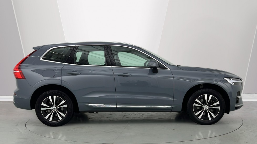 Used Volvo XC60 2023 for sale - 76773130: Photo 3