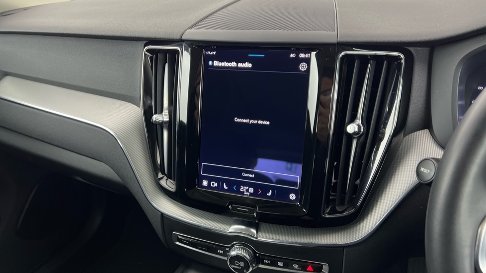 Used Volvo XC60 2023 for sale - 76773130: Photo 42