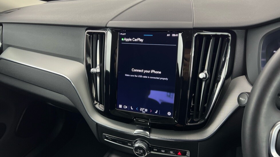 Used Volvo XC60 2023 for sale - 76773130: Photo 45