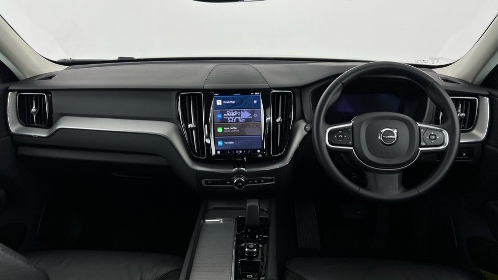 Used Volvo XC60 2023 for sale - 76773130: Photo 5