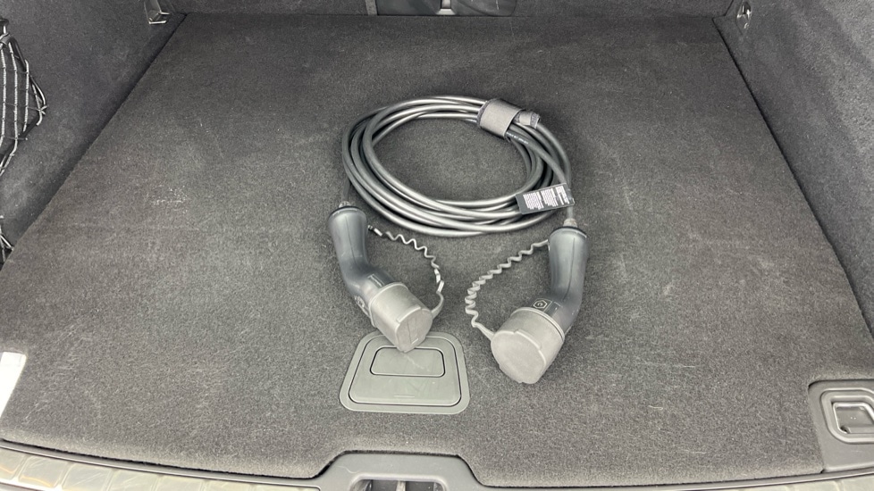 Used Volvo XC60 2023 for sale - 76773130: Photo 57