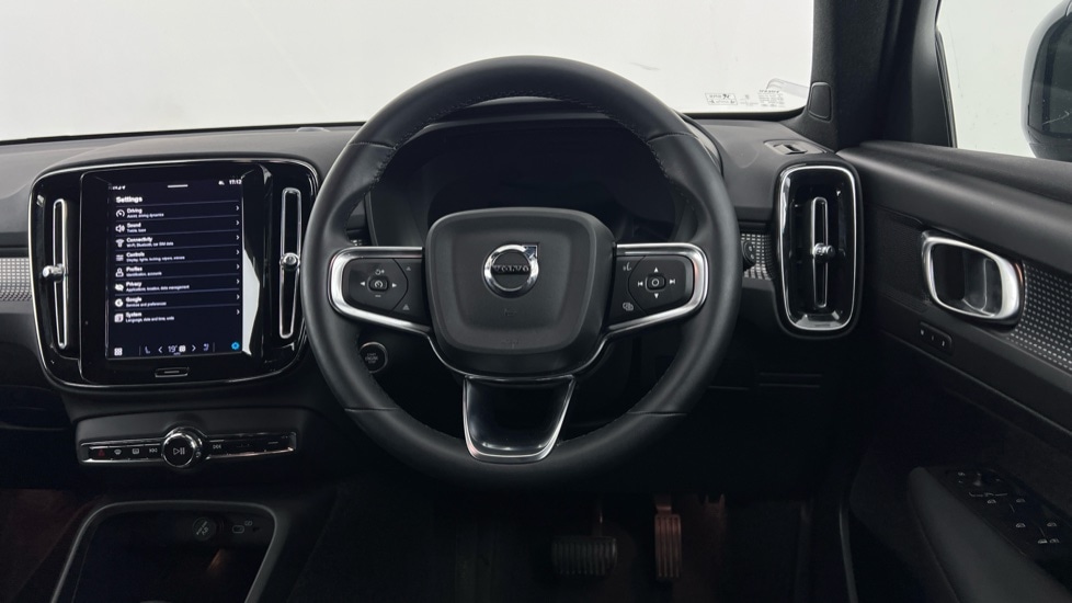 Used Volvo XC40 2024 for sale - 76168637: Photo 10