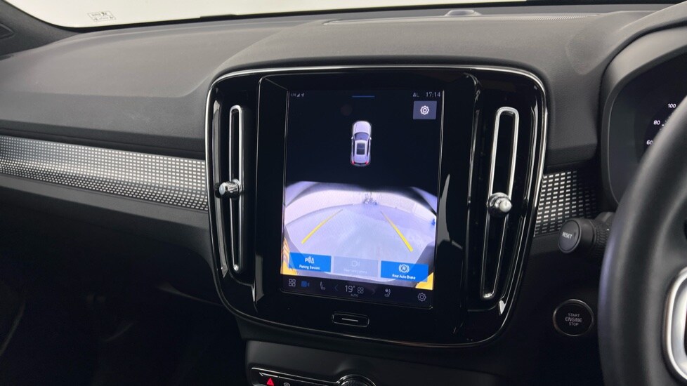 Used Volvo XC40 2024 for sale - 76168637: Photo 19