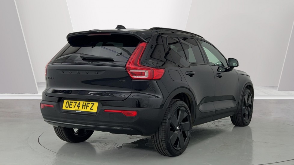 Used Volvo XC40 2024 for sale - 76168637: Photo 2