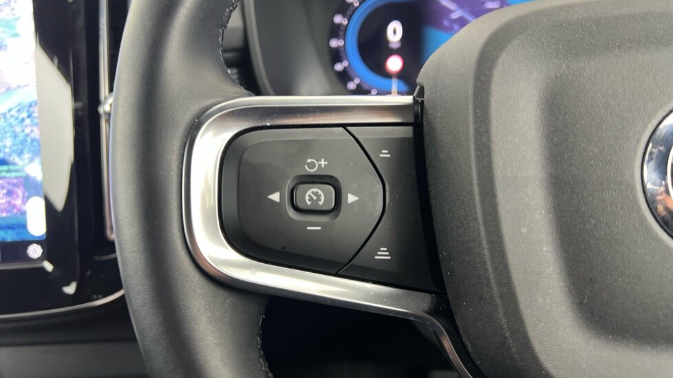 Used Volvo XC40 2024 for sale - 76168637: Photo 21