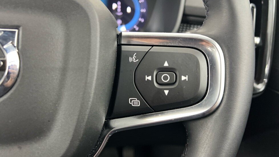 Used Volvo XC40 2024 for sale - 76168637: Photo 22