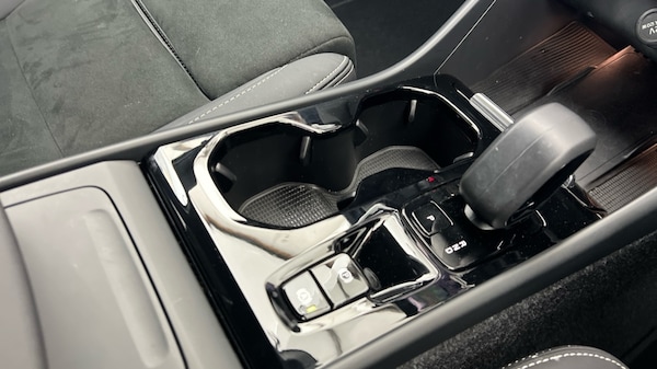 Used Volvo XC40 2024 for sale - 76168637: Photo 25