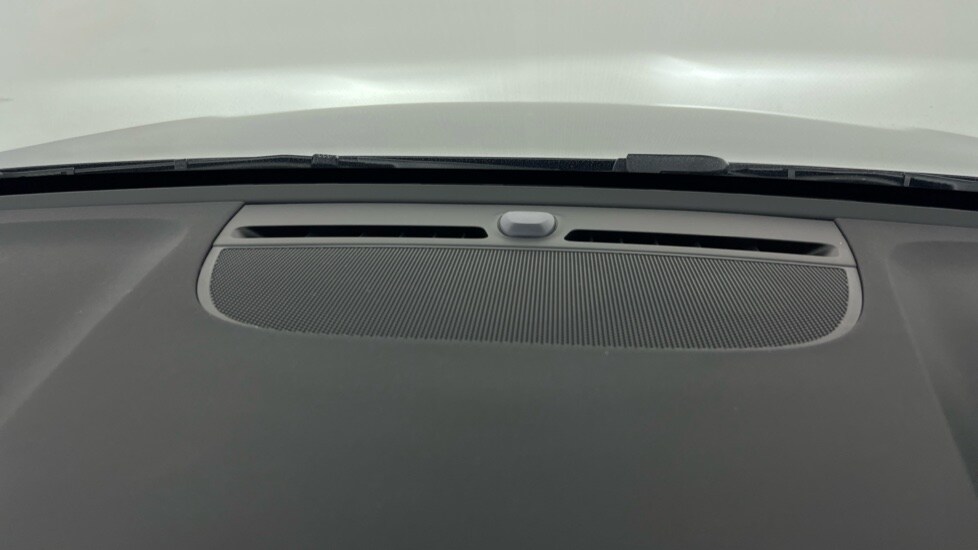 Used Volvo XC40 2024 for sale - 76168637: Photo 26