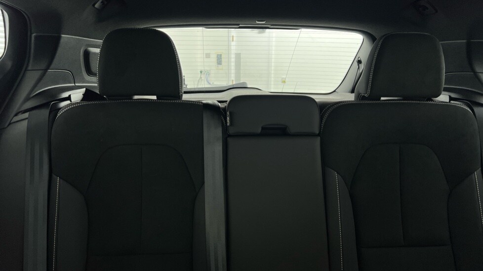 Used Volvo XC40 2024 for sale - 76168637: Photo 36