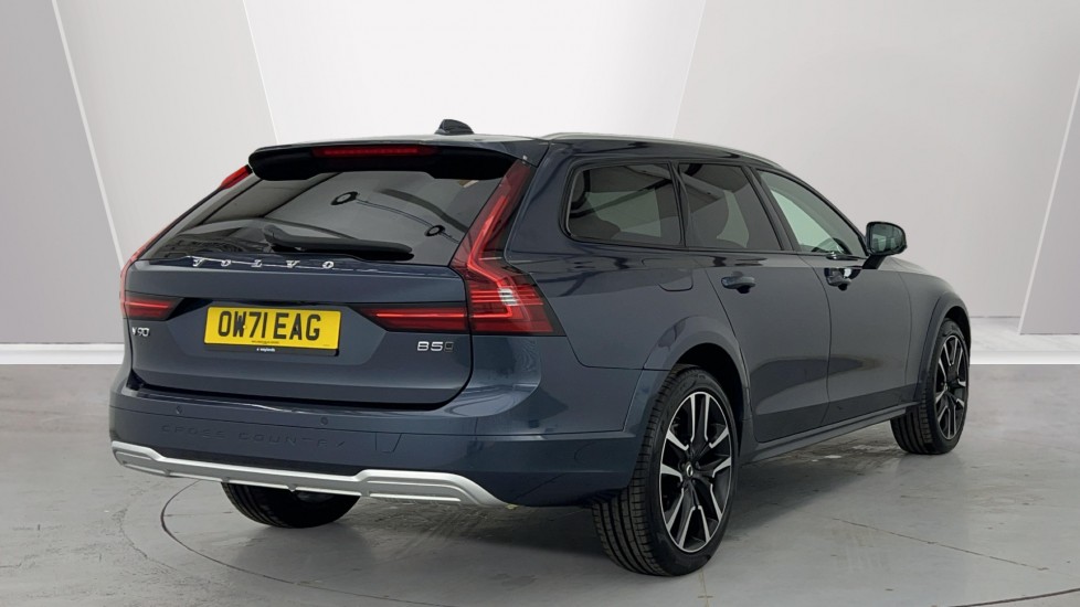 Used Volvo V90 2021 for sale - 76044384: Photo 2