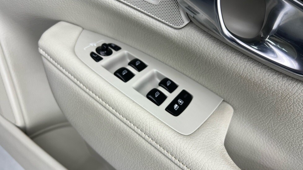 Used Volvo V90 2021 for sale - 76044384: Photo 24