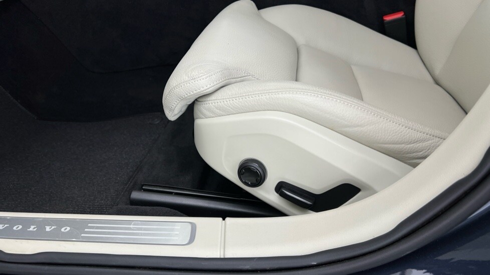 Used Volvo V90 2021 for sale - 76044384: Photo 60