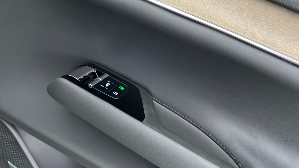 Used Volvo EX90 2025 for sale - 77995002: Photo 24