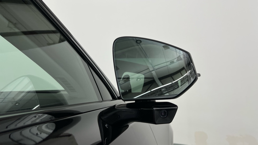 Used Volvo EX90 2025 for sale - 77995002: Photo 32