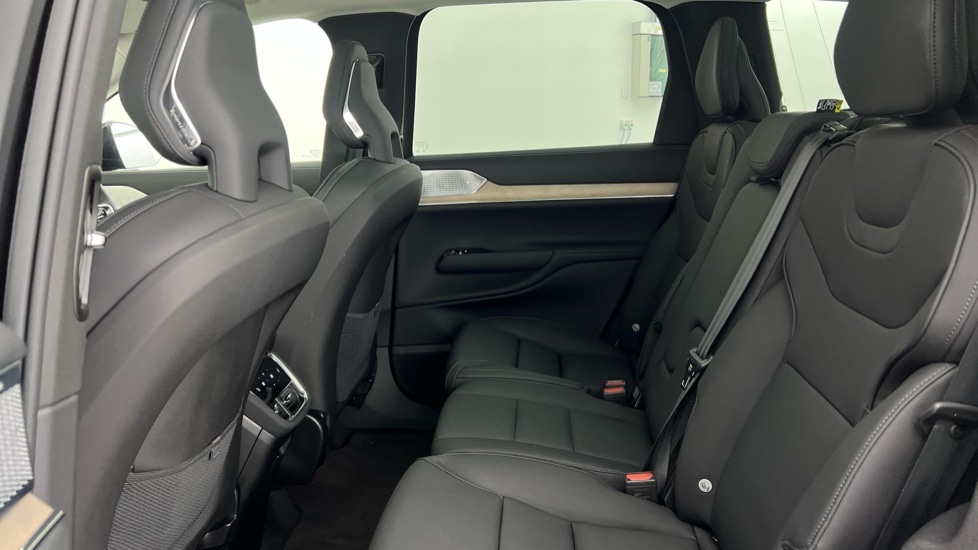 Used Volvo EX90 2025 for sale - 77995002: Photo 33