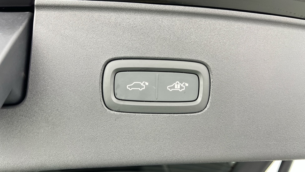 Used Volvo EX90 2025 for sale - 77995002: Photo 35