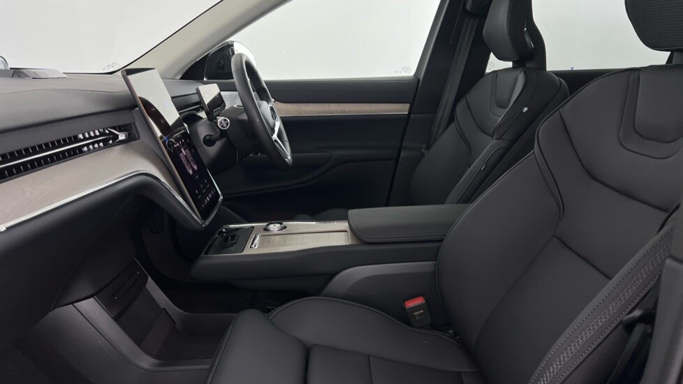 Used Volvo EX90 2025 for sale - 77995002: Photo 58