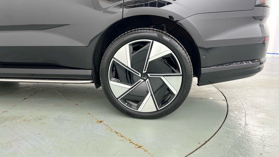 Used Volvo EX90 2025 for sale - 77995002: Photo 61