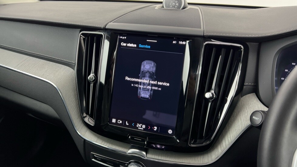 Used Volvo XC60 2025 for sale - 77428057: Photo 15