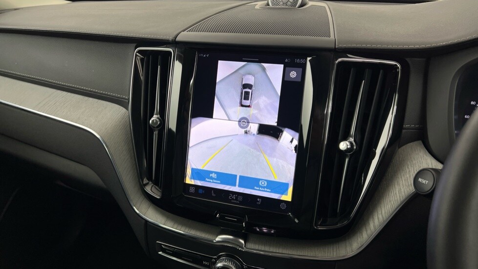 Used Volvo XC60 2025 for sale - 77428057: Photo 19