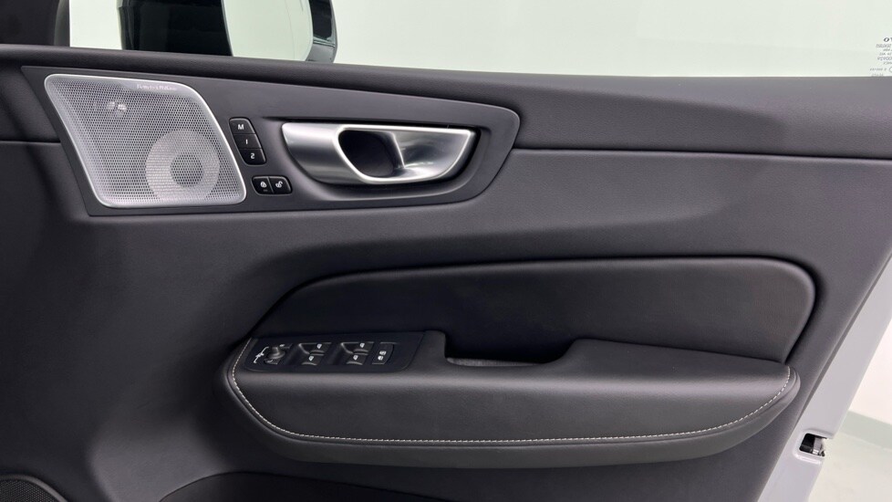 Used Volvo XC60 2025 for sale - 77428057: Photo 29