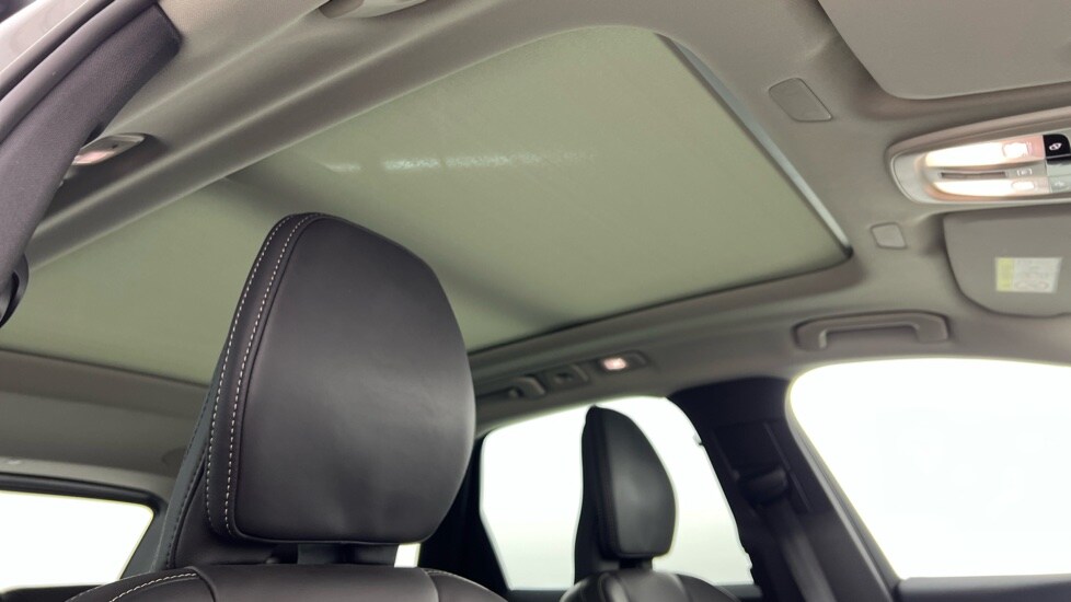 Used Volvo XC60 2025 for sale - 77428057: Photo 31