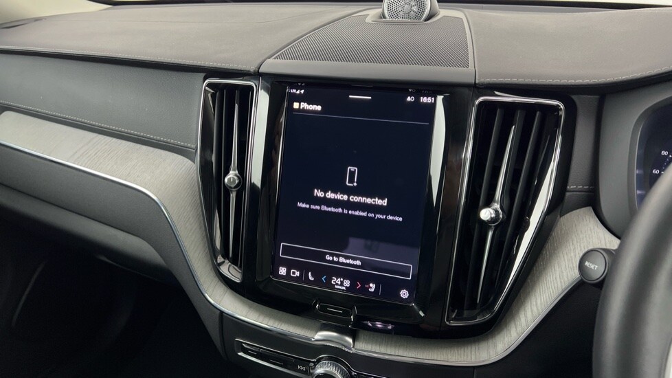 Used Volvo XC60 2025 for sale - 77428057: Photo 44