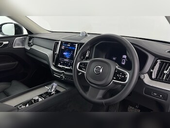 Used Volvo XC60 2025 for sale - 77235536: Photo