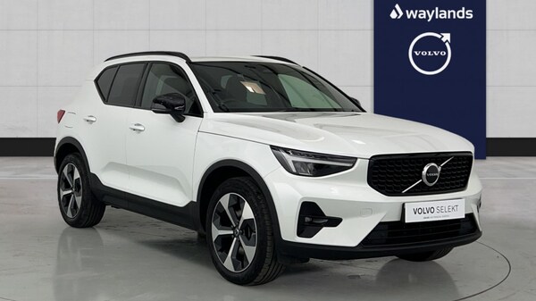 Used Volvo XC40 2024 for sale - 75775991: Photo 1