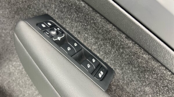 Used Volvo XC40 2024 for sale - 75775991: Photo 24
