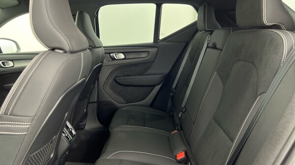Used Volvo XC40 2024 for sale - 75775991: Photo 33
