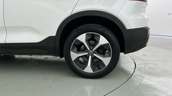 Used Volvo XC40 2024 for sale - 75775991: Photo 59