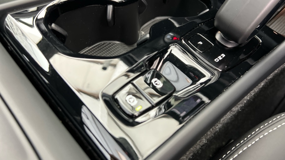 Used Volvo XC40 2025 for sale - 77406221: Photo 27