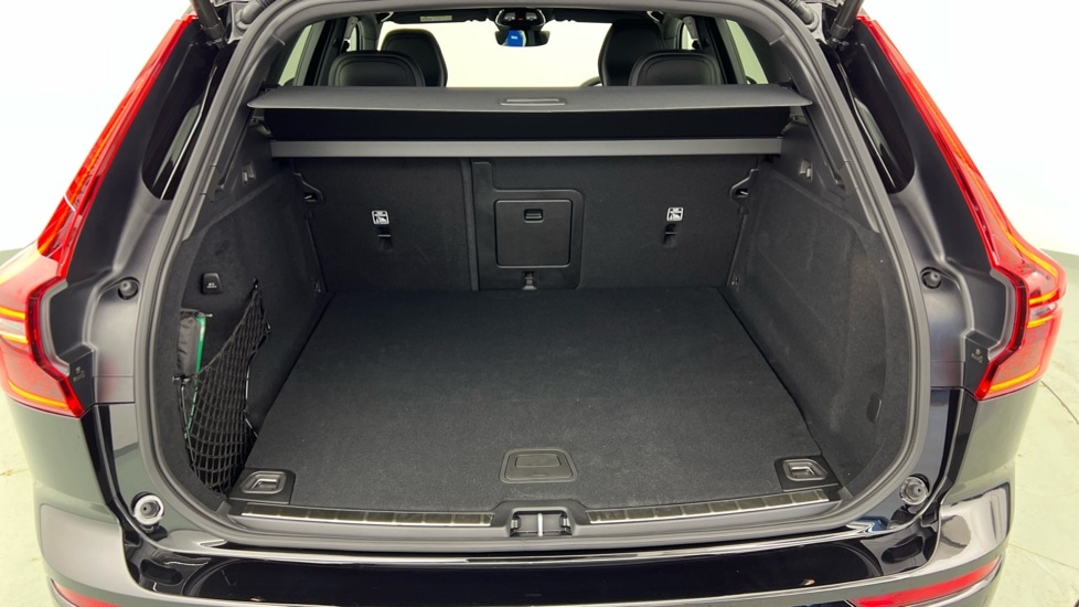 Used Volvo XC60 2025 for sale - 77205612: Photo 13
