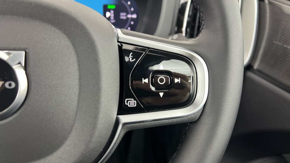 Used Volvo XC60 2025 for sale - 77205612: Photo 22