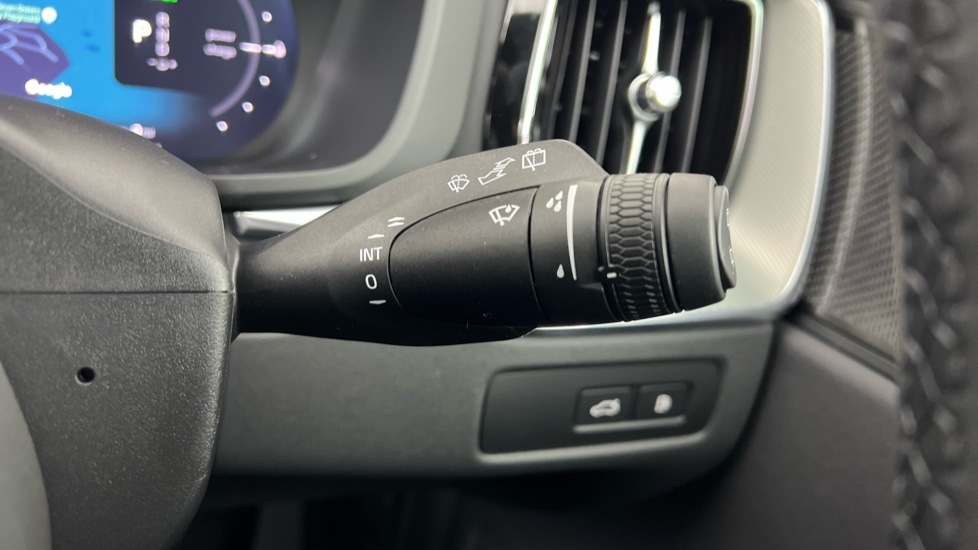 Used Volvo XC60 2025 for sale - 77205612: Photo 23